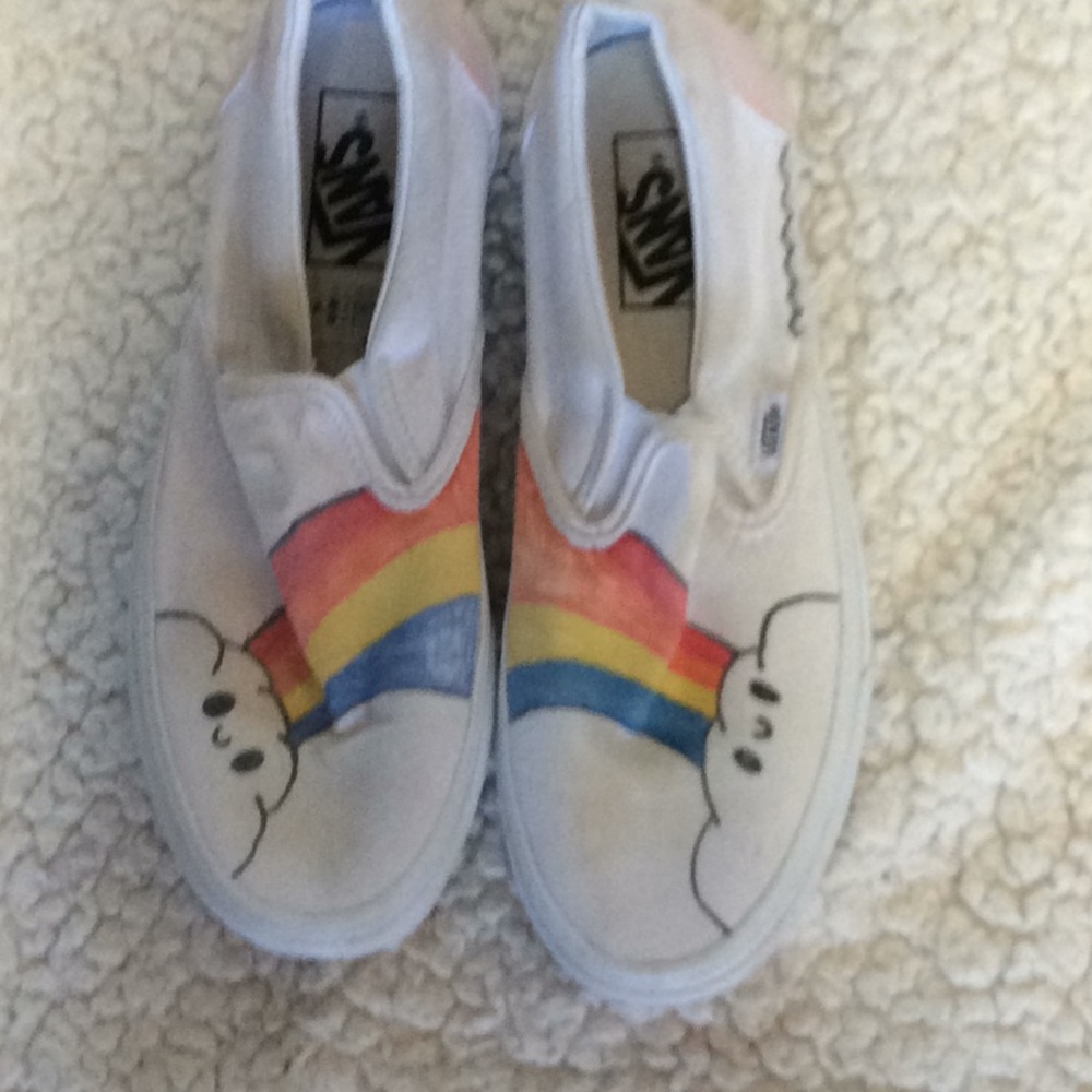 Connecting rainbow shoes